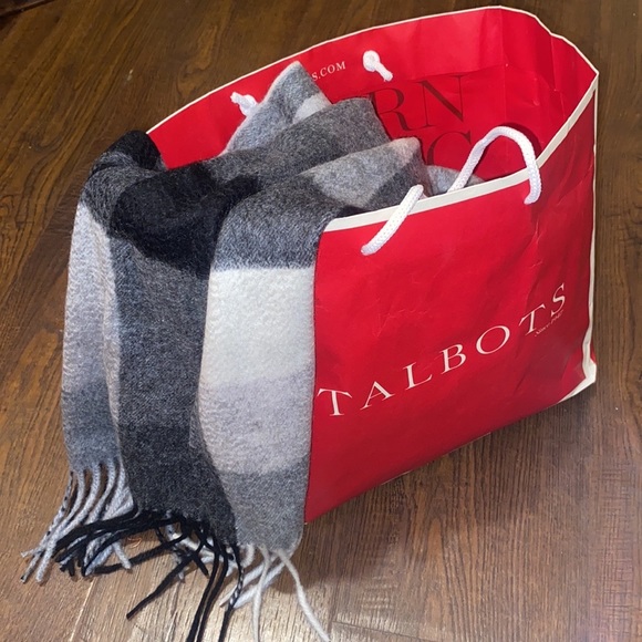 Talbots cashmere scarf NWT - Picture 6 of 7